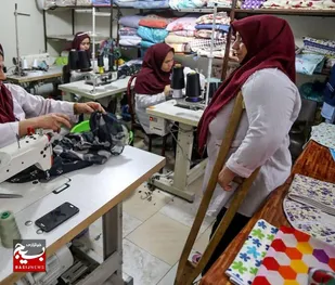 مددجویان بهزیستی گناباد ۲۱۵ میلیارد ریال تسهیلات اشتغال گرفتند