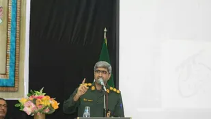 امام خمینی(ره) تحولات بزرگی را در سطح کشور، امت اسلامی و دنیا ایجاد کرد/ شهدا شاهد و ناظر بر اعمال ما هستند.