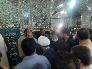 آیت&zwnj;الله رئیسی حرم مطهر امامزاده جعفربن موسی (ع) را زیارت کرد