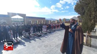 عطرافشانی غبارروبی گلزار شهدای شهر اردل