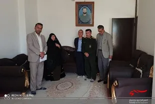 سرکشی از خانواده شهدای کارمند توسط مسئول سازمان بسیج کارمندان استان