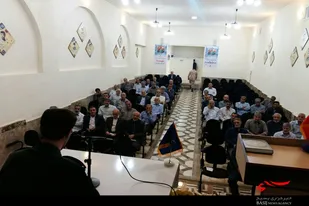 جلسه هم&zwnj;اندیشی بازنشستگان با فرمانده سپاه نهاوند