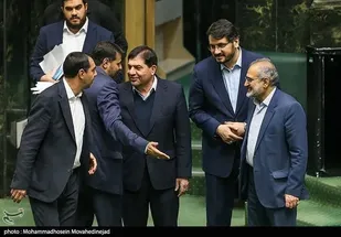 مخبر به جای رئیسی به مجلس رفت