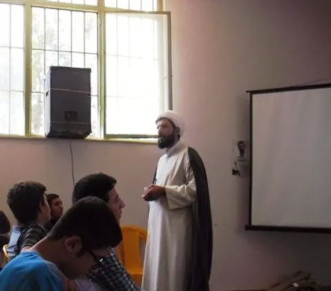انقلاب اسلامي ايران فرهنگ ولايت را زنده کرد
