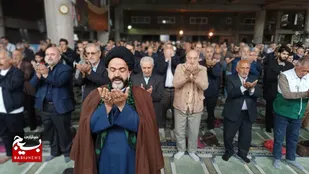 اقامه نماز جمعه در مصلی چالوس