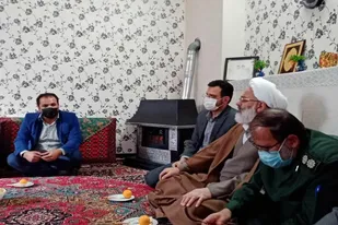 دیدار فرمانده سپاه آرادان با مادر شهید شاه حسینی