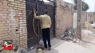 بالا رفتن دیوار خانه نیازمند و رنگین شدن سفره محرومان در اردوی جهادگران هویزه