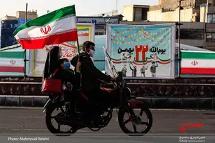 حضور پر شور مردم دوباره تکرار شد/ نمایش موشک&zwnj;های بالستیک سپاه/ جای خالی سردار دلها در فجر چهل و دوم