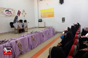 برگزاری نشست&zwnj;های بصیرتی طی هفته زن و دهه مقاومت در حوزه حضرت مریم (س) همدان