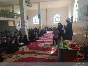 دستاوردهای انقلاب اسلامی برای مردم تبیین شود