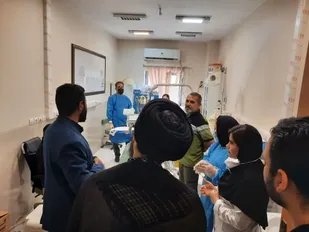 همکاری گروه جهادی کانون بسیج هنرمندان ناحیه امام علی(ع)اهواز در طرح ویزیت رایگان شهدای بخش غیزانیه