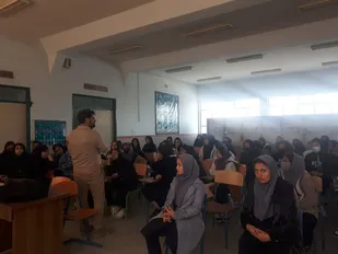 سلسله نشست&zwnj;های بصیرتی با محوریت جهاد تبیین و انتخابات در مدارس دخترانه گرمسار برگزار شد