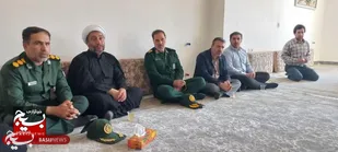 سردار علیپور با خانواده شهید میریان دیدار کرد