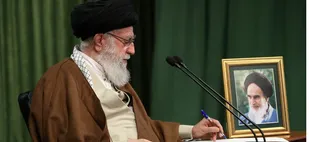 پیام توئیتری رهبر انقلاب خطاب به مردم فلسطین/سلام و درود بر مردم مقاومت فلسطین و قدس