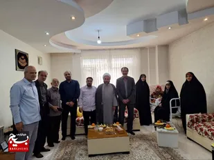 دیدار بسیجیان گرمدره با خانواده شهید محمدحسین حقیقی+تصاویر