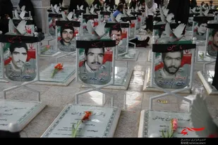عطر افشانی گلزار های شهداء  شهر درچه