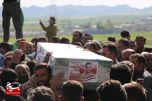 آئین تشییع و خاکسپاری شهید حمید ریحانیان فرد در دهستان سرله شهرستان باغملک برگزار شد&nbsp;