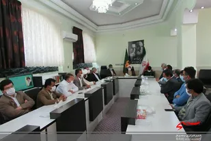 دیدار جمعی از مسئولین سراوان با امام جمعه این شهرستان