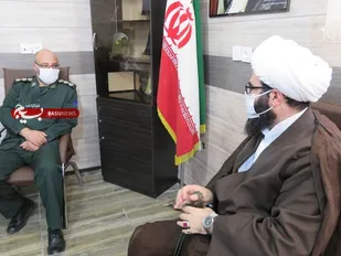 تبادل نظر فرمانده سپاه ناحیه روح الله با امام جمعه فشافویه در خصوص مسائل فرهنگی