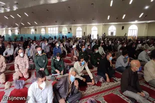 حضور بسیجیان نهاوندی به مناسبت سالروز فتح خرمشهر در نمازجمعه