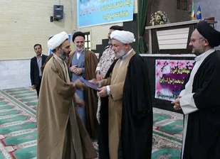 آئین تکریم مسئول نمایندگی ولی فقیه در لشکر 27 برگزار شد