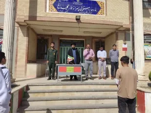 انقلاب ما همواره با اقتدا به رهبر معظم انقلاب اسلامی در مسیر عدالت و صلح گام بر می&zwnj;دارد