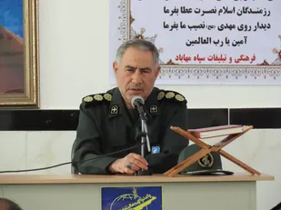بصیرت قرآنی در جامعه باید شکوفا شود
