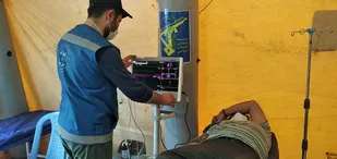 بیمارستان صحرایی در مرز مهران برای زائران برگشتی راه اندازی شد