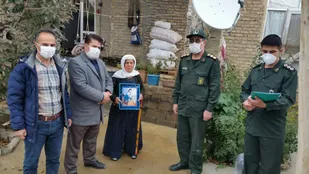 خانواده شهداء بهترین الگو در جامعه هستند
