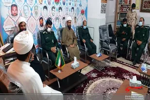 دیدار اعضاء ستاد هفته عقیدتی سیاسی در سپاه وبسیج با امام جمعه شهر بنجار