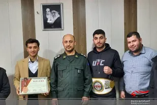 کمربند طلایی بر کمر ورزشکار بسیجی آذربایجان شرقی