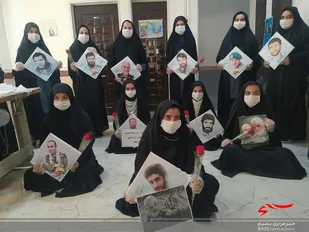 تقدیر گروه سرود &laquo;یاوران مهدی&raquo; از مدافعان سلامت کارگاه شهید &laquo;مصطفوی&raquo; بهار