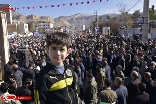 کودکان ایلامی در راهپیمایی ۲۲بهمن
