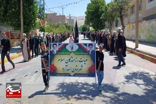 برگزاری دسته عزاداری به مناسبت سالگرد ارتحال امام خمینی(ره) در اسدآباد