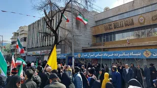 ارائه خدمات  بنیاد ۱۵ خرداد در راهپیمایی ۲۲ بهمن