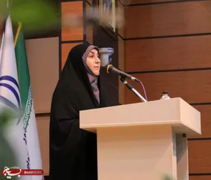زن مسلمان انقلاب اسلامی با الگوگیری از بزرگ بانوی اسلام، نقش واقعی خود را در تاریخ پیدا کرد