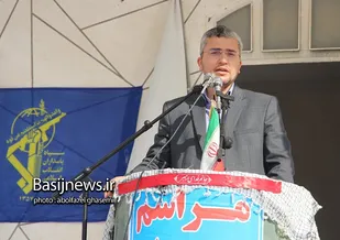 مسئولین باید سیره انقلابی داشته باشند و انقلابی عمل کنند