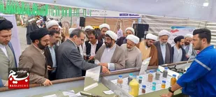 بازدید روحانیون زنجان از دستاوردهای ۴۴ ساله انقلاب در استان مرکزی