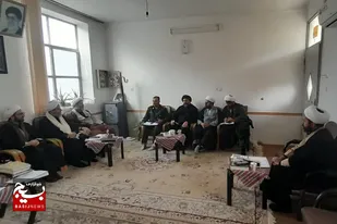 نشست سرمربیان صالحین&nbsp;دامغان با استادیار صالحین شهرستان