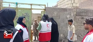 توزیع ۲۰۰ بسته معیشتی میان خانوارهای حاشیه شهر زاهدان