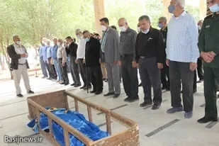 تشییع و خاکسپاری مادر شهید محمدرحیم دهداری در آبادان