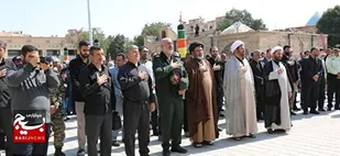 اجتماع سوگواری در میدان امامزادگان شهرکرد