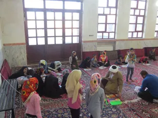 جشن ایام دهه کرامت گروه سفیران نور در روستای قلعه آقا بسطام
