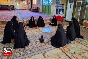 تجدید میثاق خادم الشهدای سرخه در گلزار شهدا