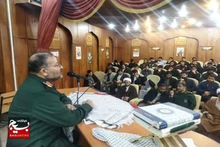 نشست جهاد تبیین با حضور سردار سلیمانی در زاهدان برگزار شد