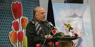 برگزاری یادواره های شهدا در اماکن مقدس تدایی کننده اعتقادات و ایمان مردم است