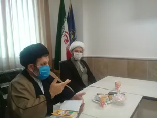تاکید رهبر انقلاب بر انقلابی بودن و تربیت طلبه در تراز انقلاب اسلامی