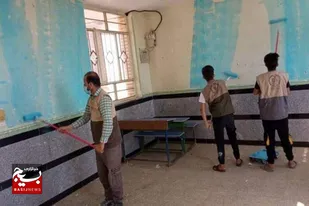 دانش&zwnj;آموزان بسیجی پای کار مرمت و زیباسازی مدارس