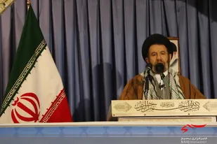 راه برون رفت از مشکلات کشور و استان بازنگری جدید در به کار گیری بسیجیان است