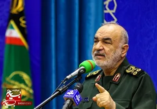 صبر، باطل&zwnj;السحر فتنه&zwnj;های اقتصادی، فرهنگی و روانی دشمن است/پیشرفت&zwnj;های جمهوری اسلامی مرهون شهداست